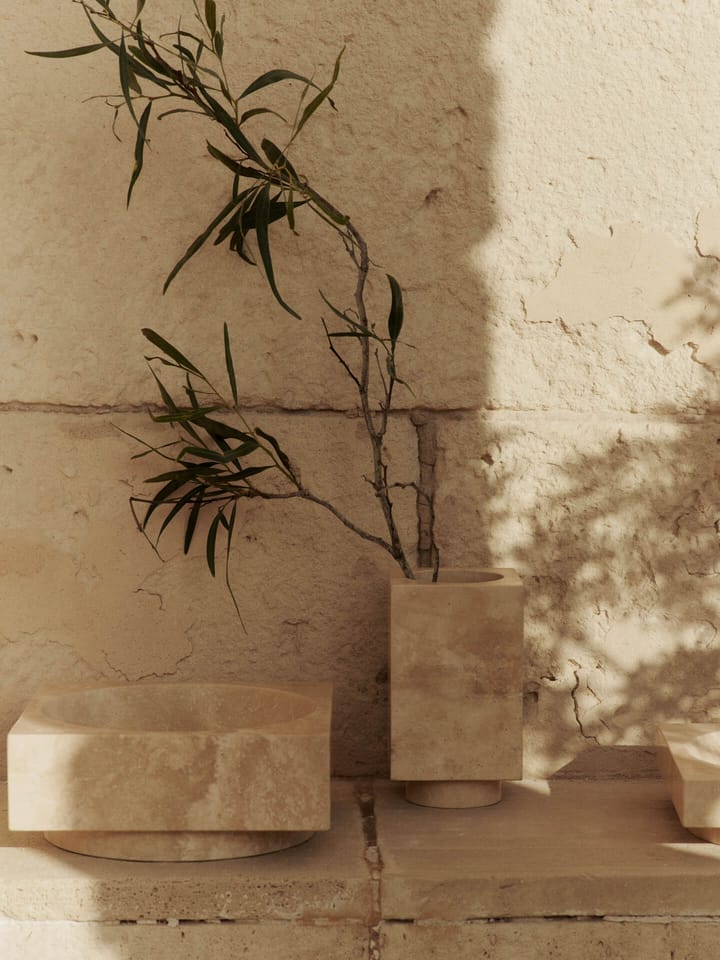 Ciotola decorativa alta Hew, Travertino Ferm Living