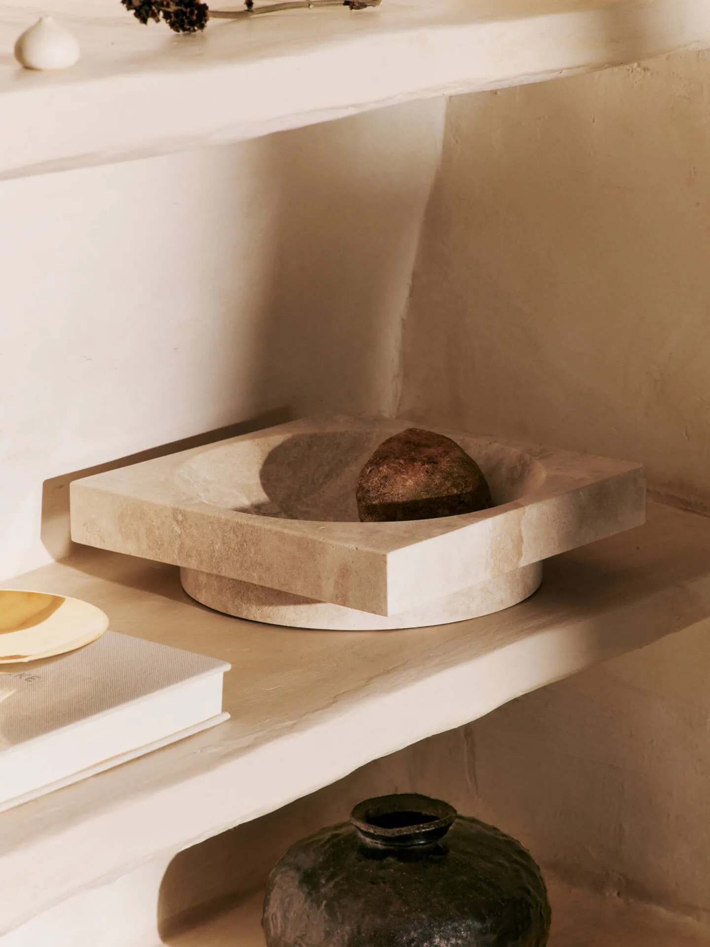 Ciotola decorativa bassa Hew, Travertino Ferm Living