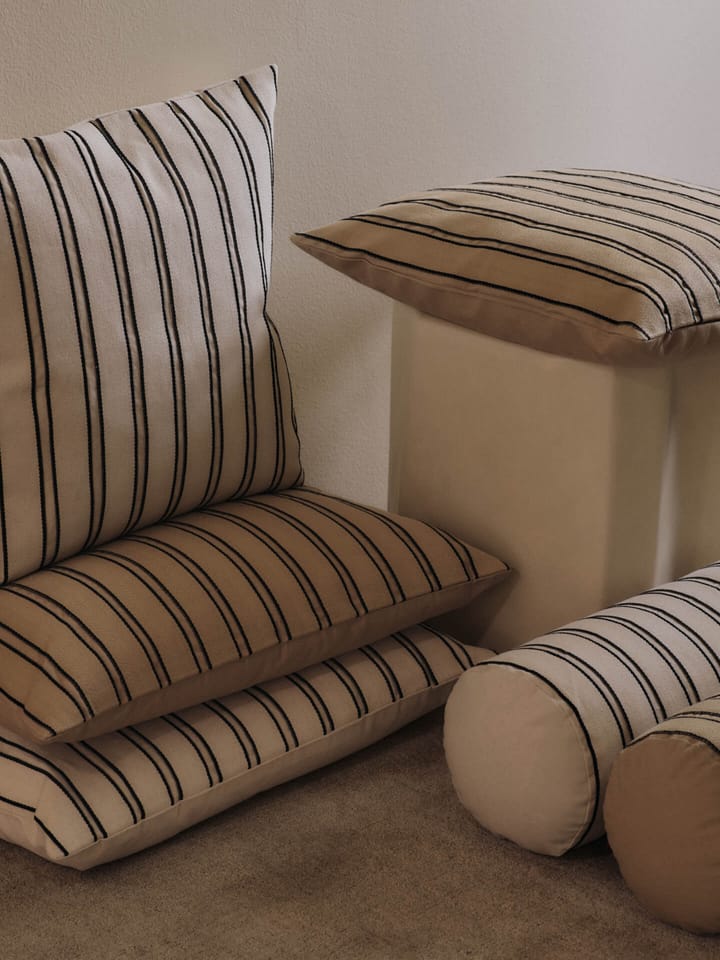Cuscino cilindro Twill bolster, Cashmere-black Ferm Living