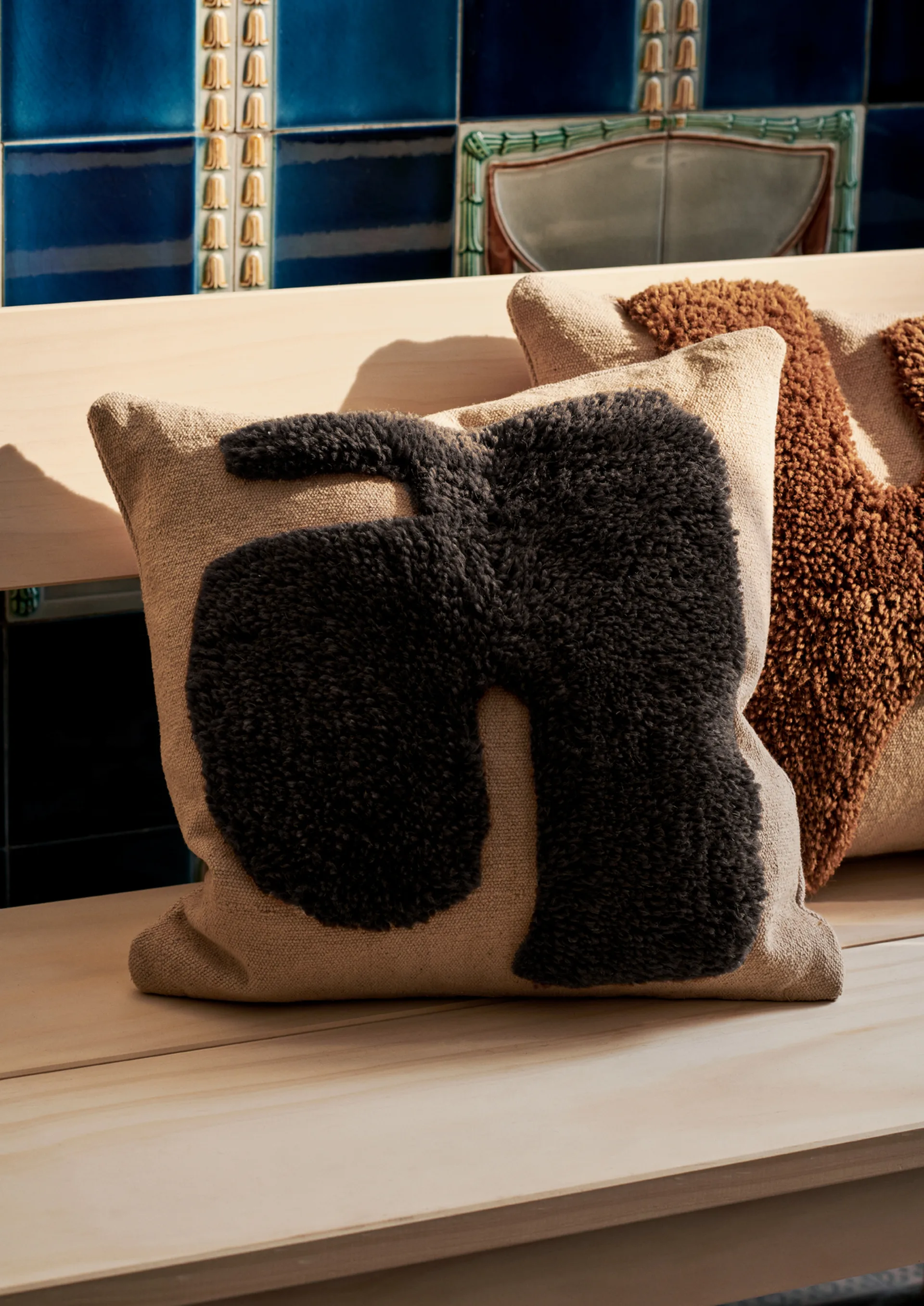 Cuscino Lay 50x50 cm, Sand / Dark Brown Ferm Living