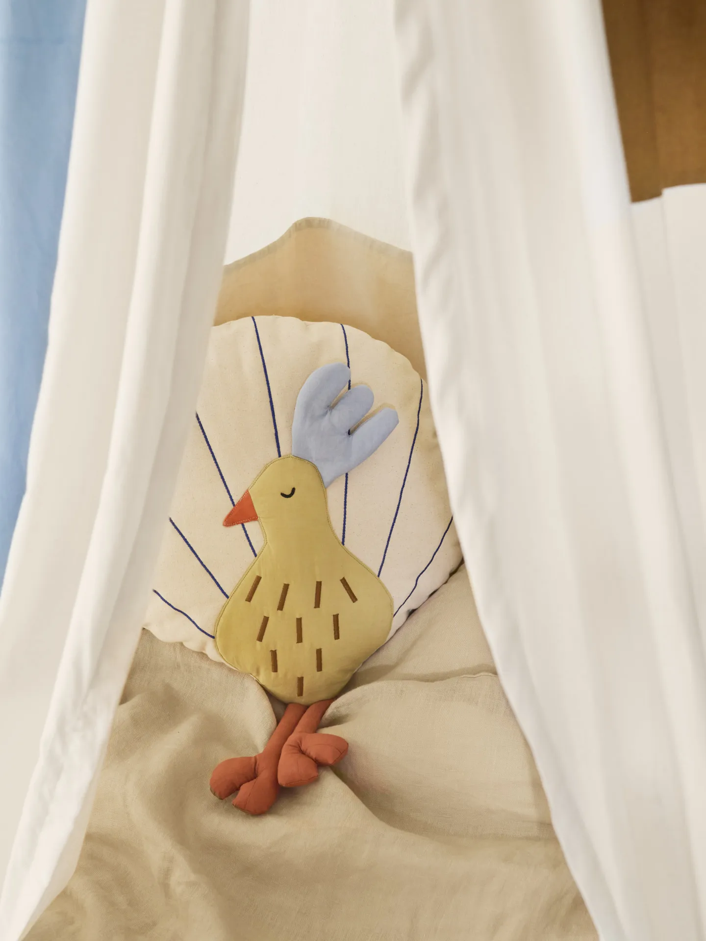 Cuscino Peacock, Silver Fern-undyed Ferm Living