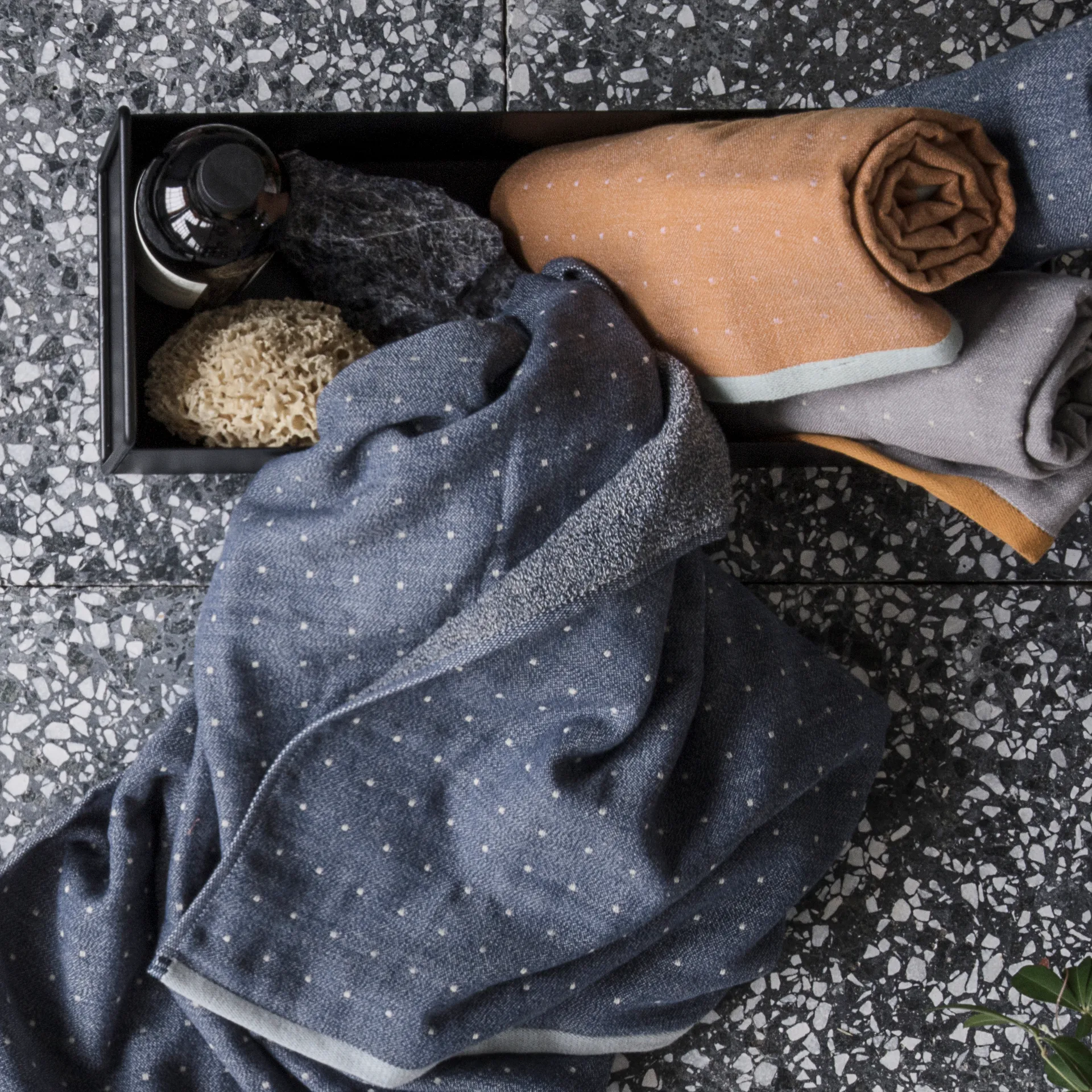 Fioriera Ferm Living piccola, nero Ferm Living