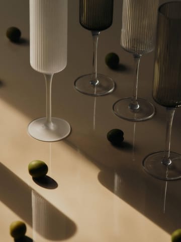 Flute da champagne Ripple 15 cl confezione da 2 - Smoked Grey - Ferm Living