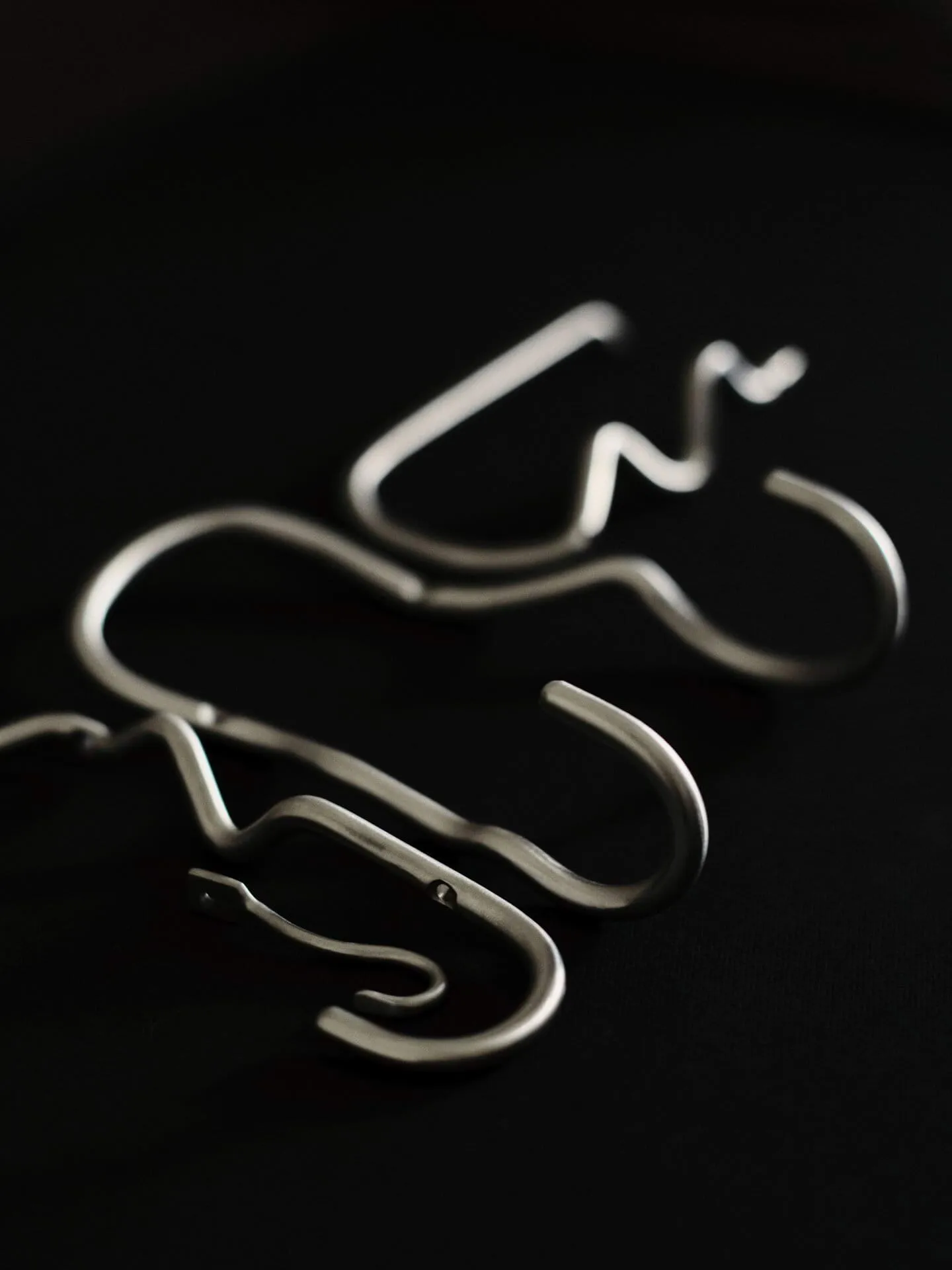 Gancio Curvature doppio, Acciaio inox Ferm Living