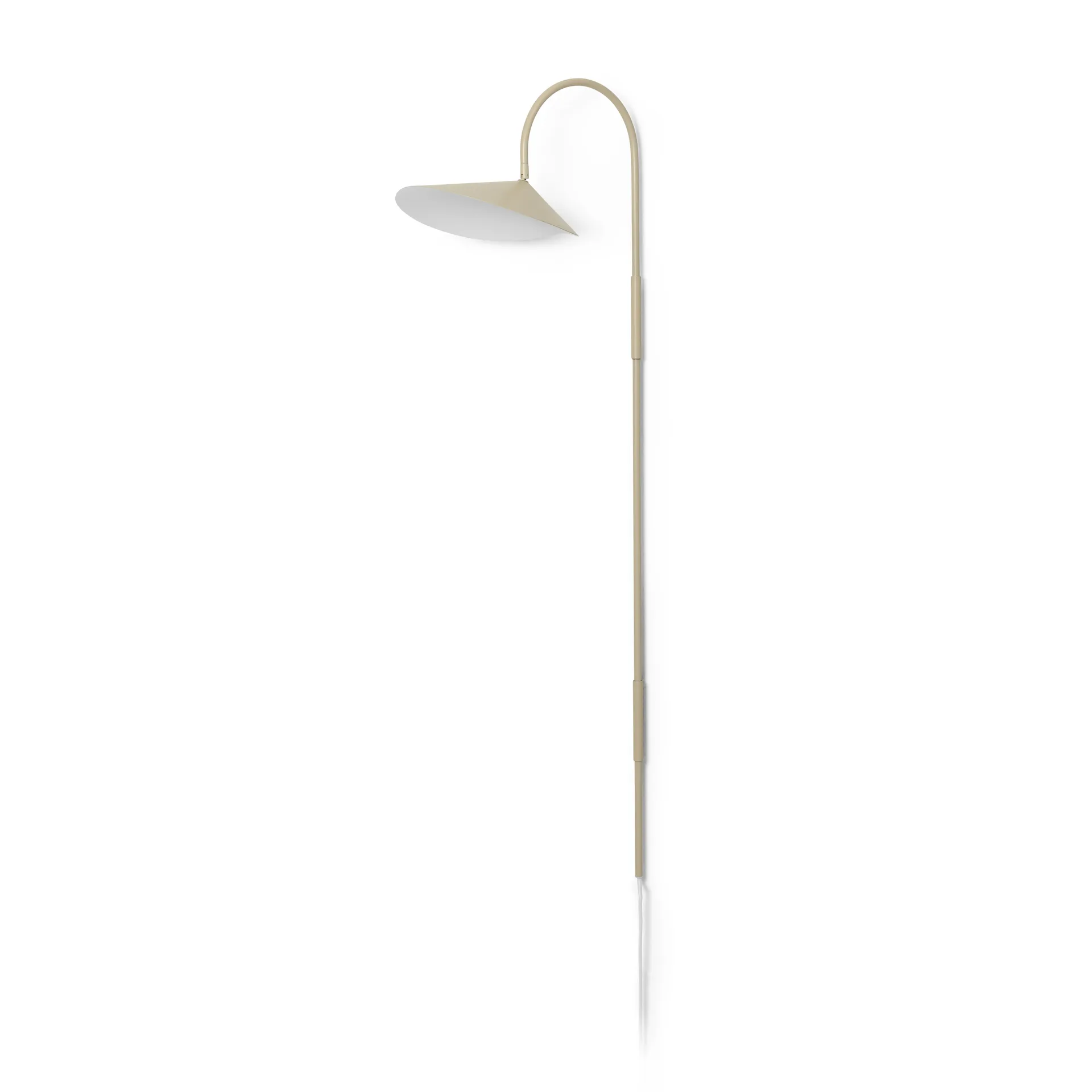 Lampada alta da parete girevole Arum, Cashmere Ferm Living