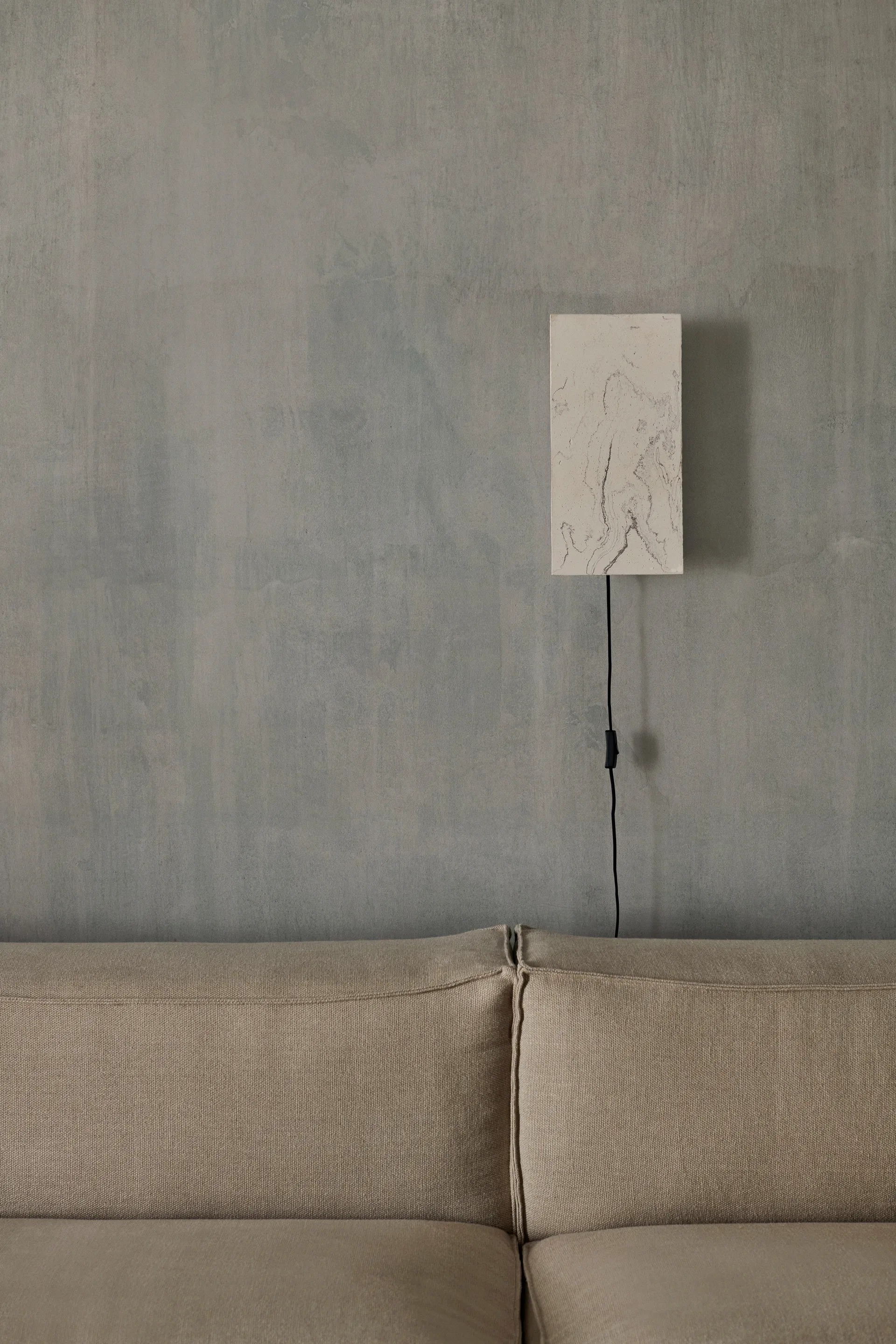 Lampada da parete Argilla, Bianco Marmo Ferm Living