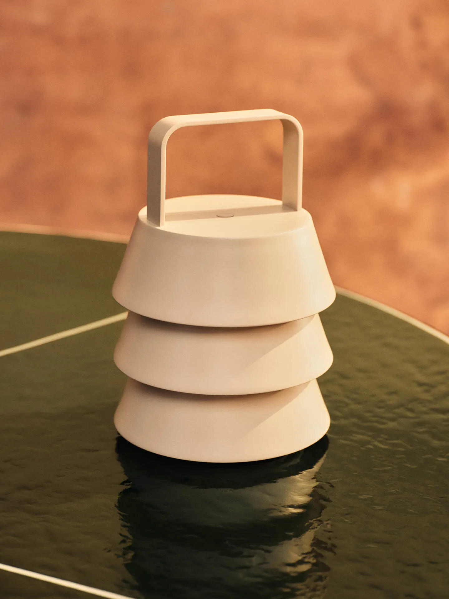 Lampada da tavolo portatile Luver, Cashmere Ferm Living