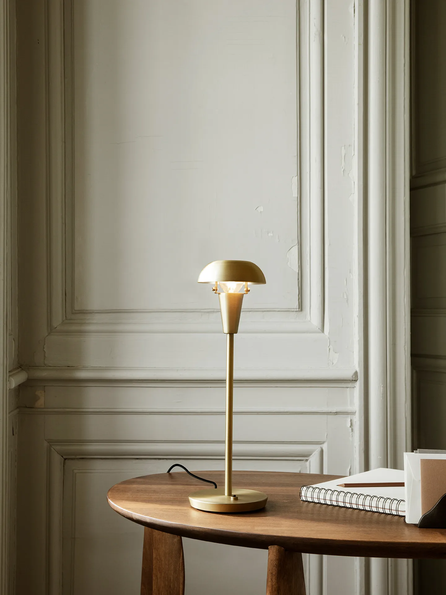 Lampada da tavolo Tiny 42,2 cm, ottone Ferm Living