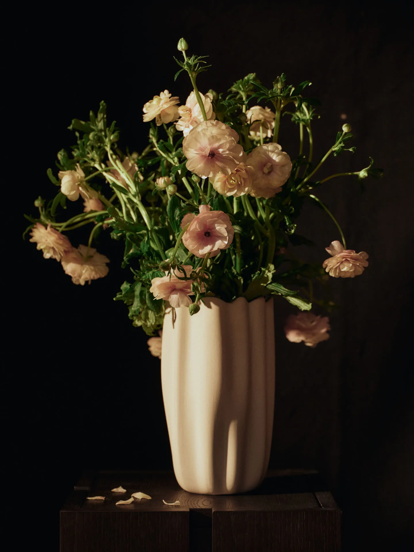 Nium vaso, Off-white, 23 cm Ferm Living