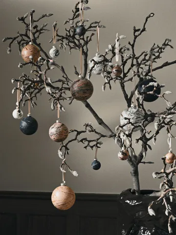 Pallina decorativa Marble, confezione mista da 4 - Grande - Ferm Living