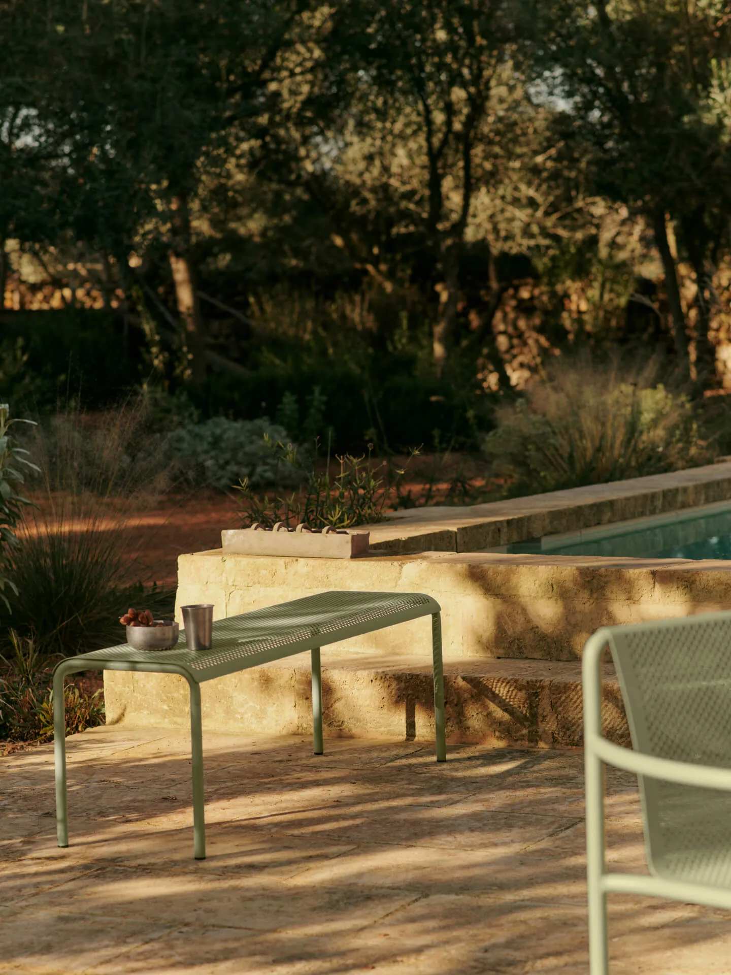 Panca Dapple 45x130x39,8 cm, Tea Green Ferm Living