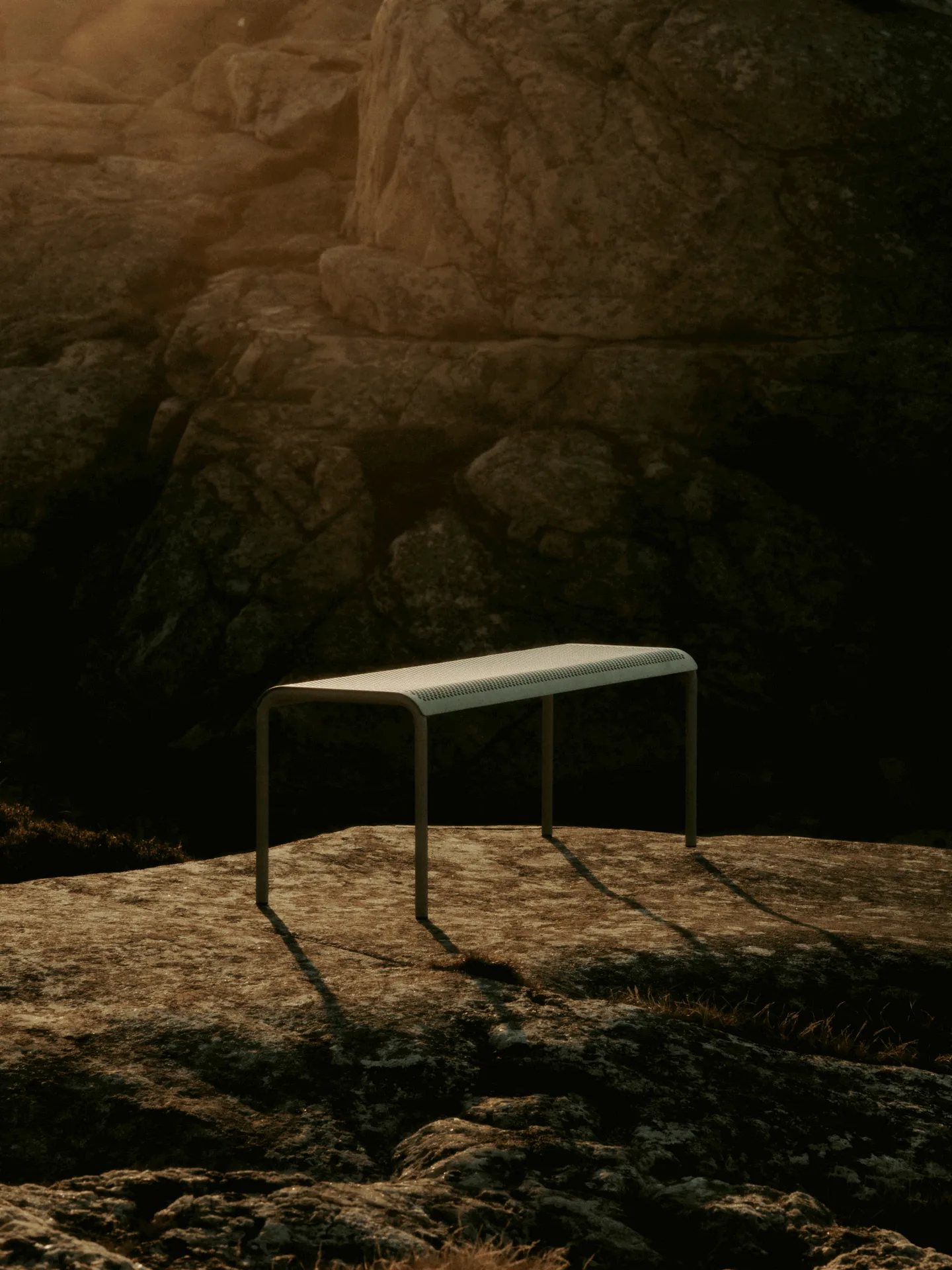 Panca Dapple 45x130x39,8 cm, Tea Green Ferm Living