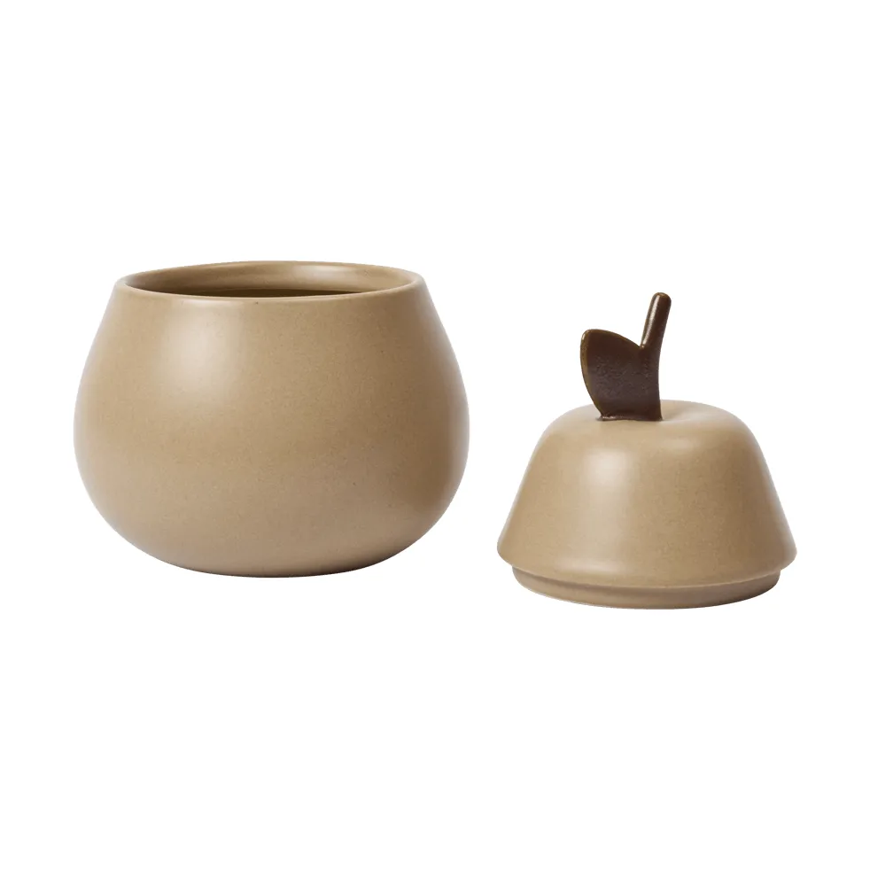 Pear ciotola in ceramica con coperchio, Cashmere Ferm Living