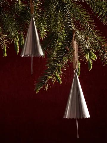 Pendenti decorativi a campana Cone 2 pezzi - Argento - Ferm Living