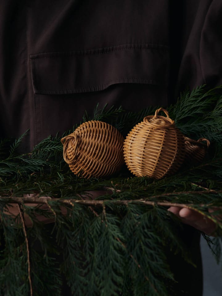 Pendenti natalizi intrecciati Baubles Ø8 cm confezione da 2, Naturale Ferm Living