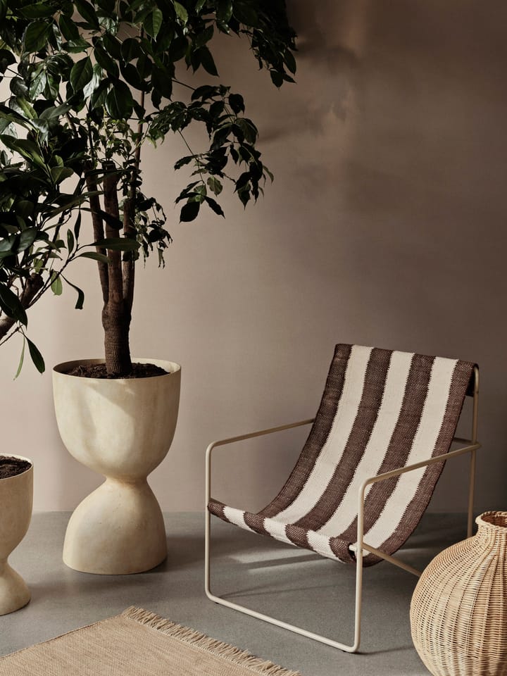 Poltrona lounge Desert - Cashmere, off-white, chocolate - ferm LIVING