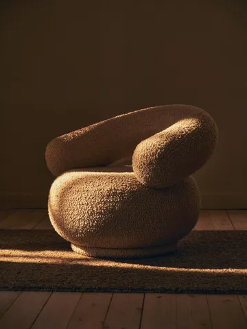 Poltrona lounge Orbo - Raw bouclé - Natural - Ferm Living
