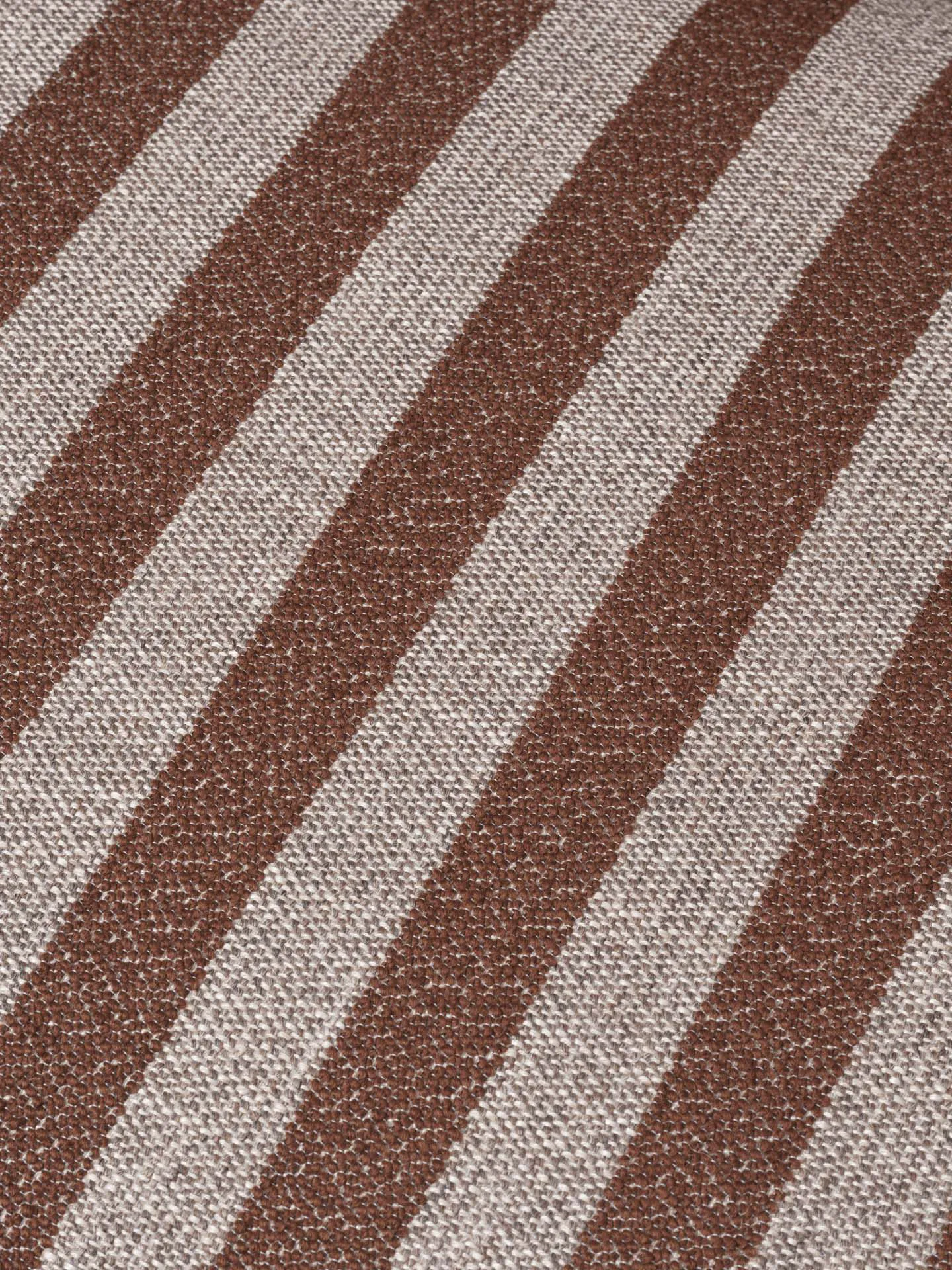 Poltrona lounge Rico piccolo, Louisiana, Sand-chocolate Ferm Living