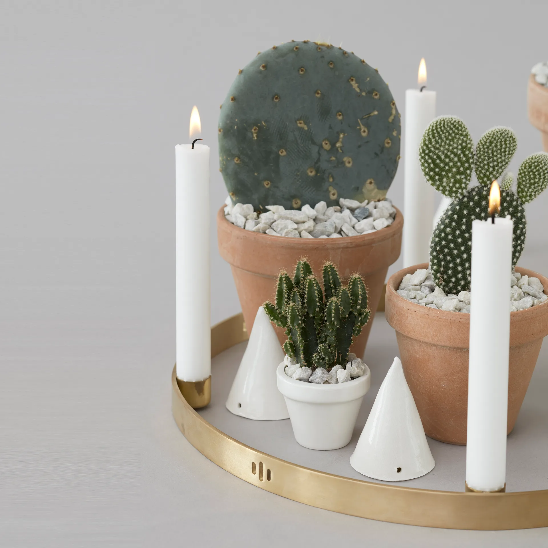 Portacandele Circle in ottone, grande Ferm Living