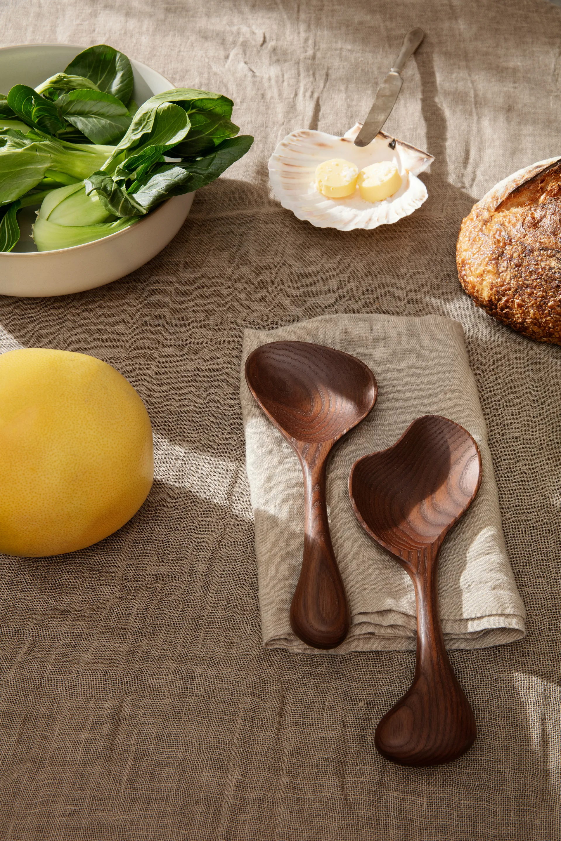 Posate da insalata Os 2 pezzi, Marrone scuro Ferm Living