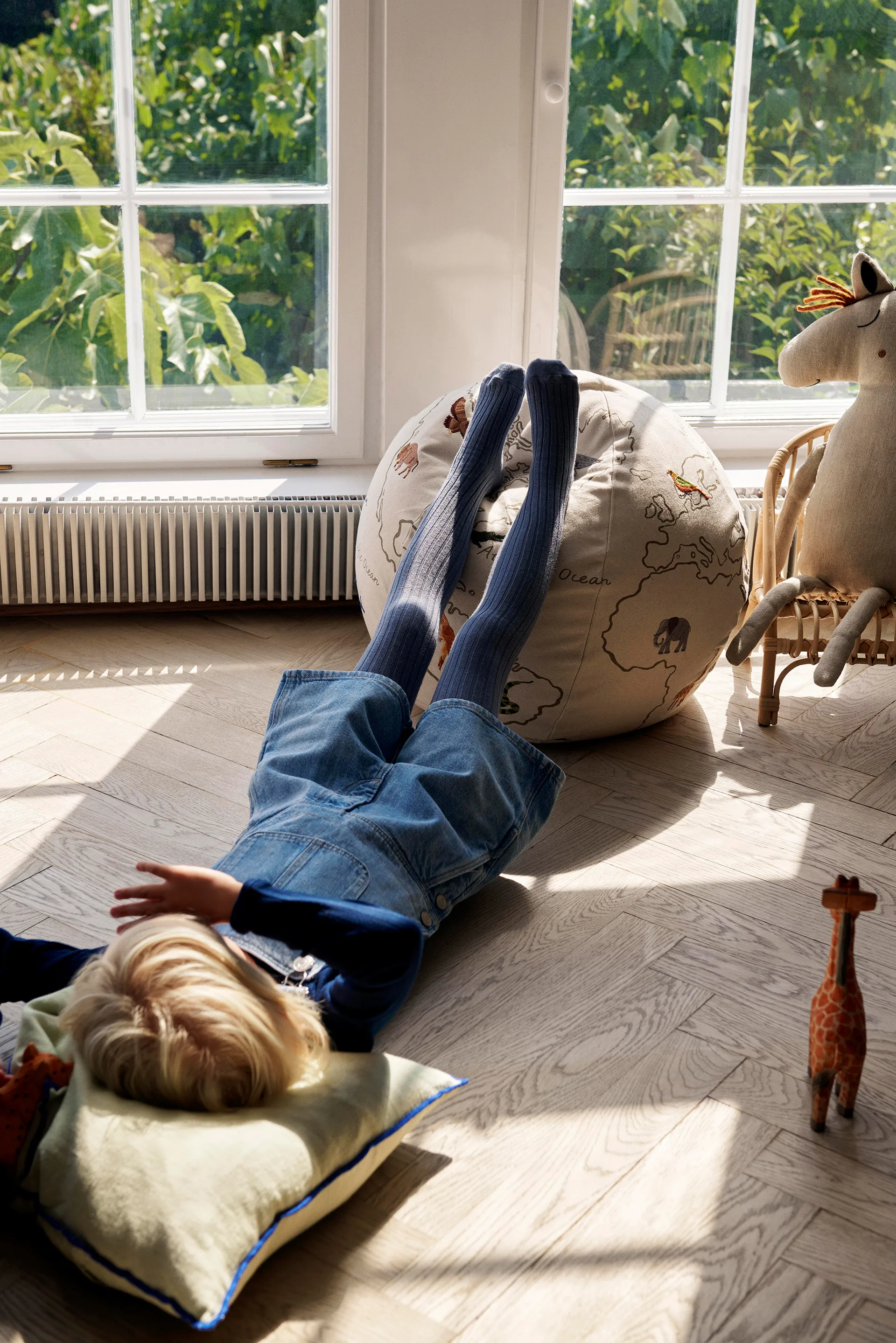 Pouf The World, Bianco sporco Ferm Living