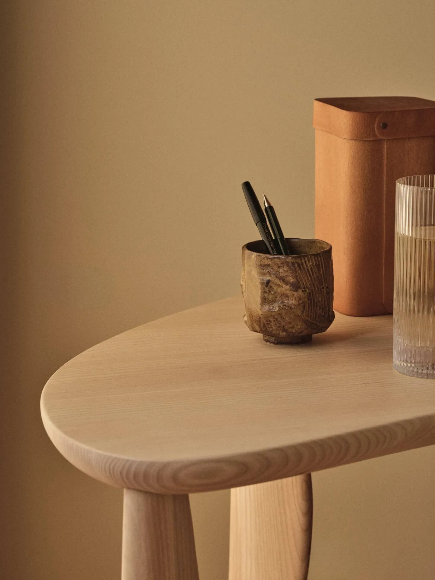 Scrivania Feve 60x117 cm, Frassino naturale Ferm Living