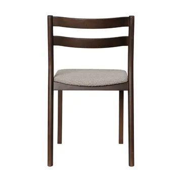 Sedia Boda - Seduta imbottita in bouclé rugged, rovere tinto scuro-natural - Ferm Living