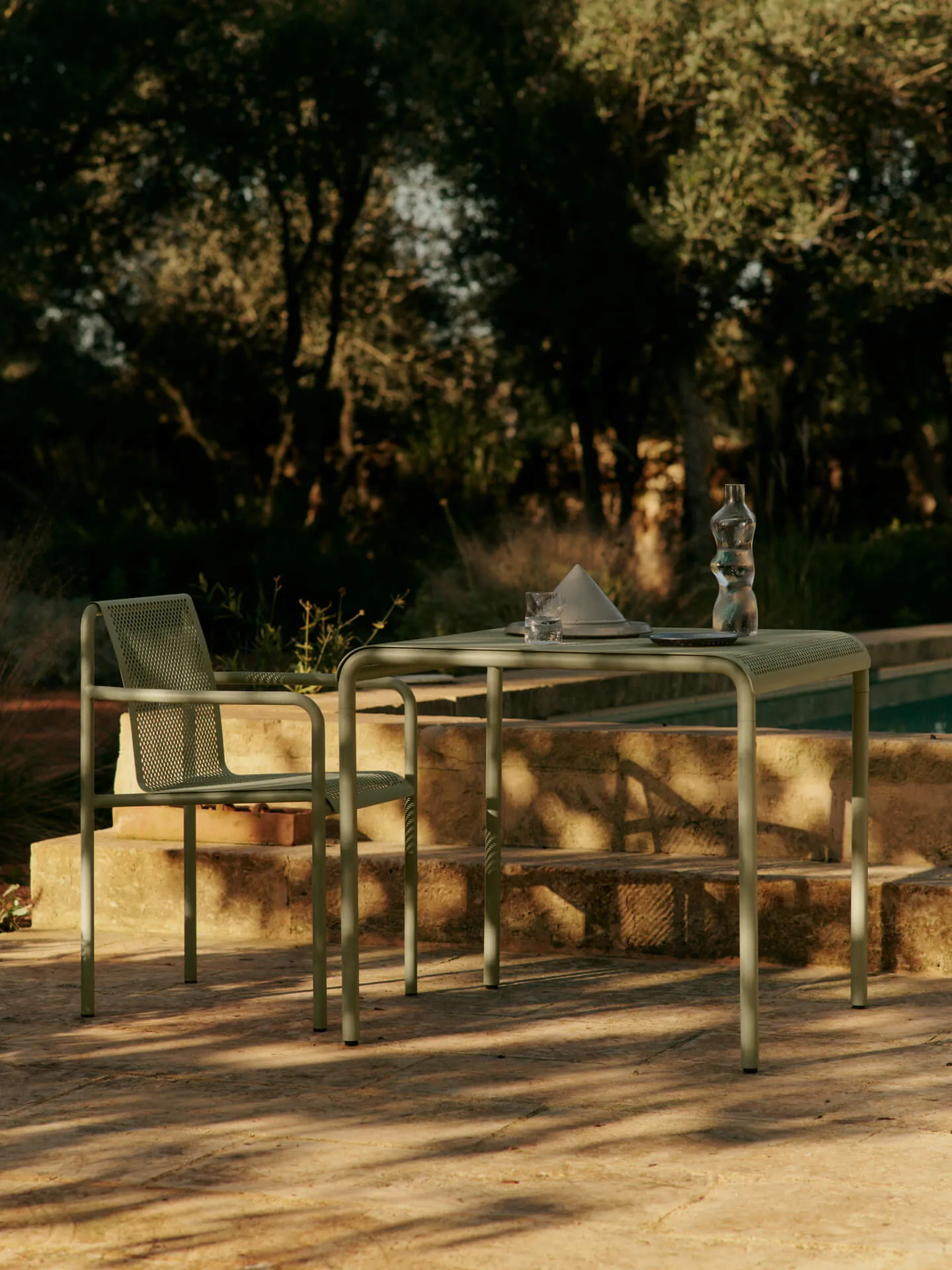 Sedia Dapple con braccioli, Tea Green Ferm Living