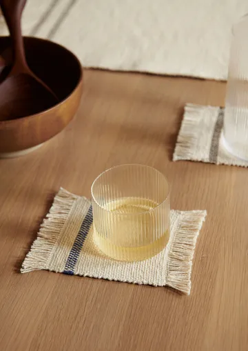 Set di 4 sottobicchieri Savor, 10x14 cm - Off-white/Blu - Ferm Living