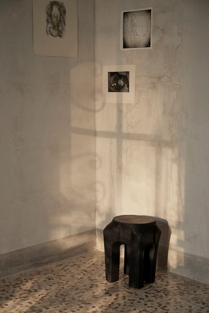 Sgabello Root Ø30x40 cm, Black stained Ferm Living