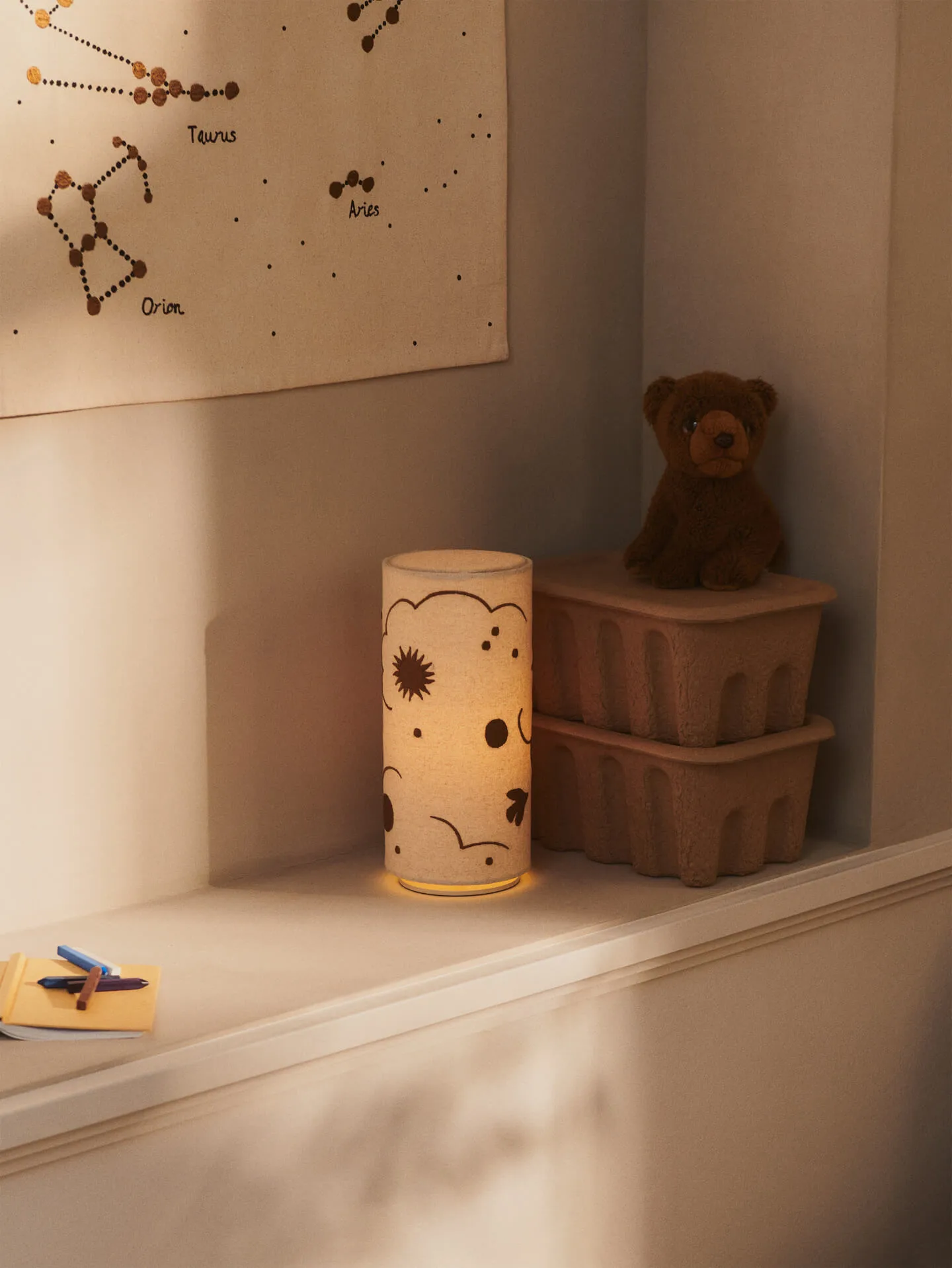 Skye lampada da tavolo, Natural-bronze Ferm Living