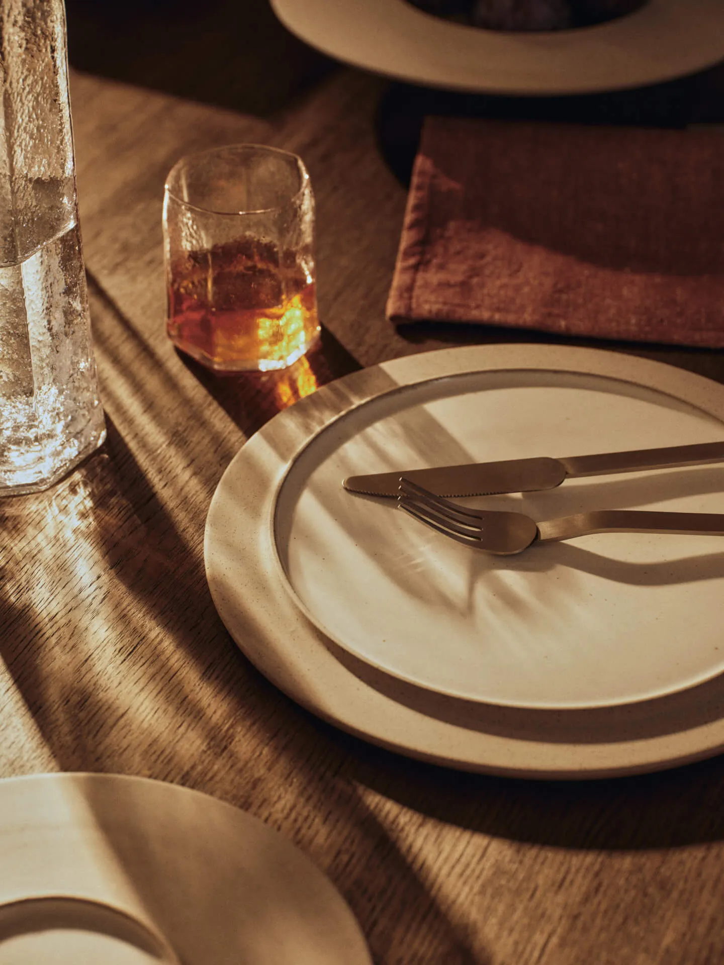 Sonae piatto 2-pack, Grigio-bianco, Ø28 cm Ferm Living