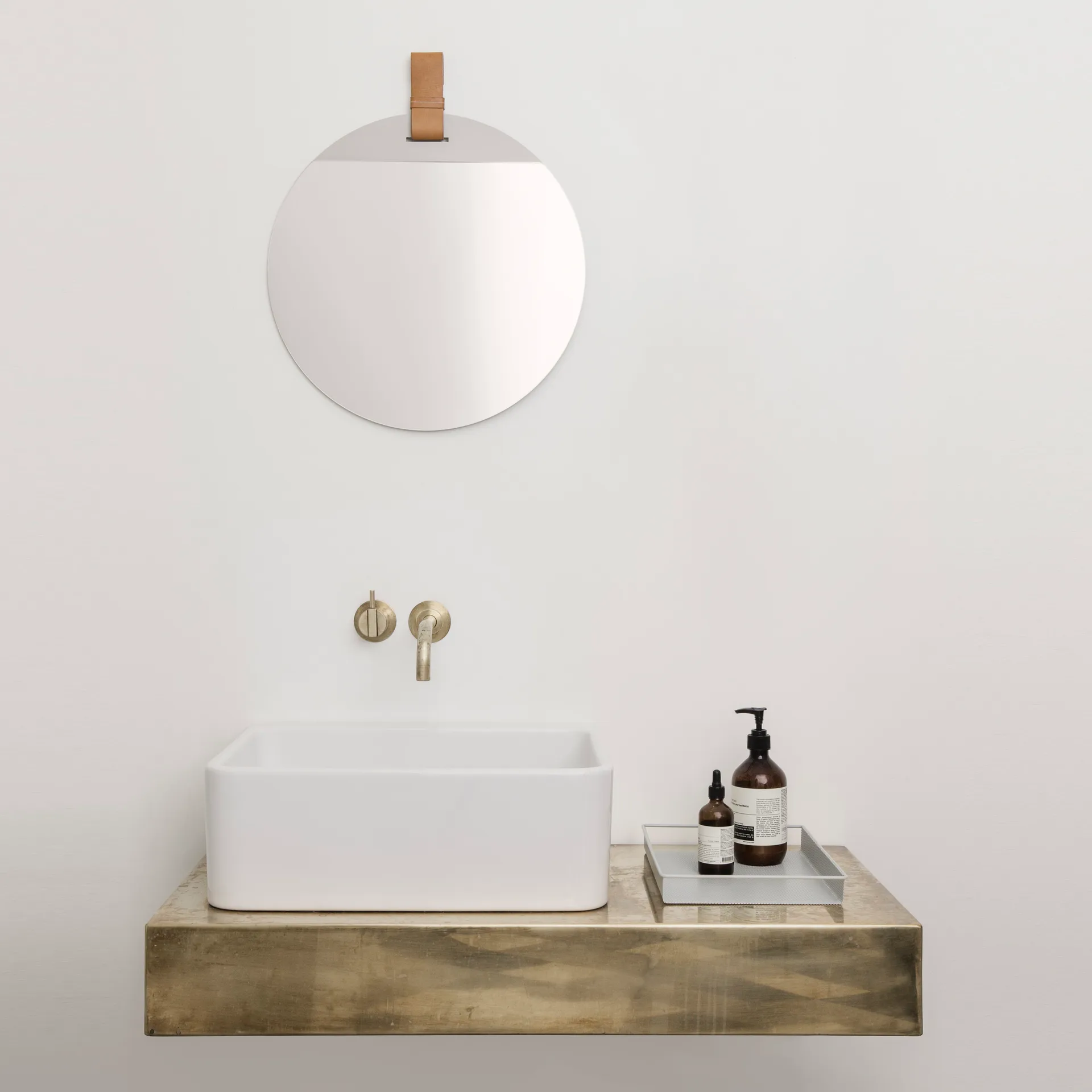 Specchio Enter , grande Ferm Living