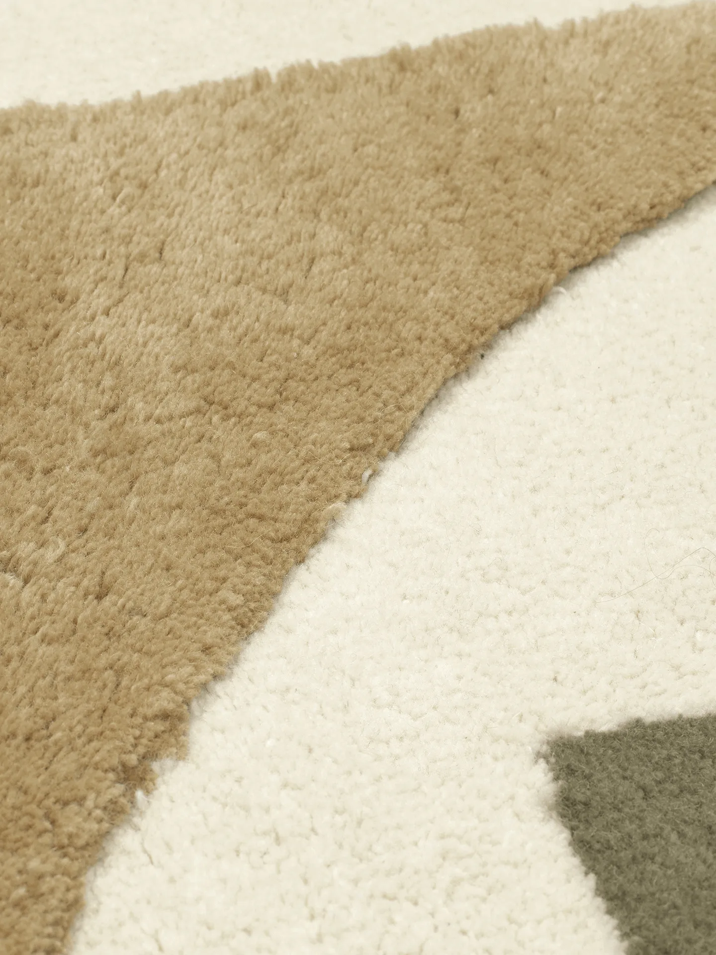 Tappeto a pelo lungo Bloco, Green-off white, 80x120 cm Ferm Living