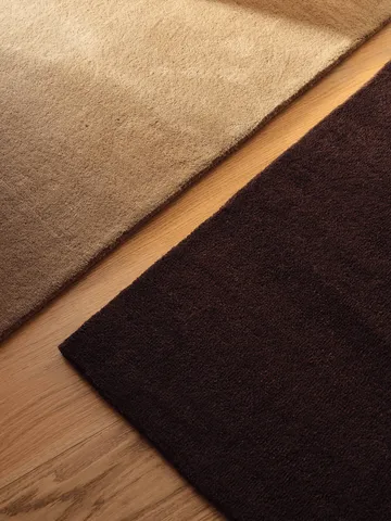 Tappeto a pelo lungo Stille - Pecan scuro, 80x200 cm - Ferm Living