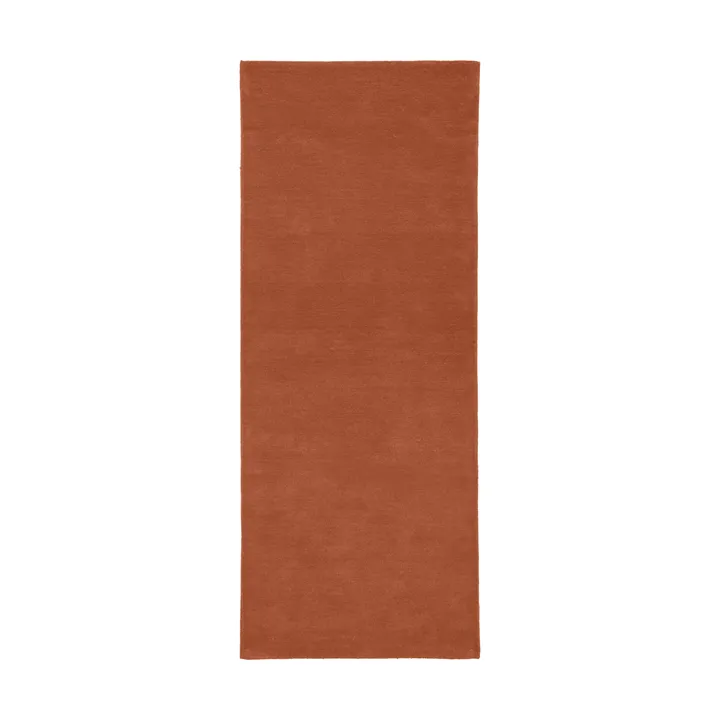 Tappeto a pelo lungo Stille - Rosso marrone, 80x200 cm - Ferm Living