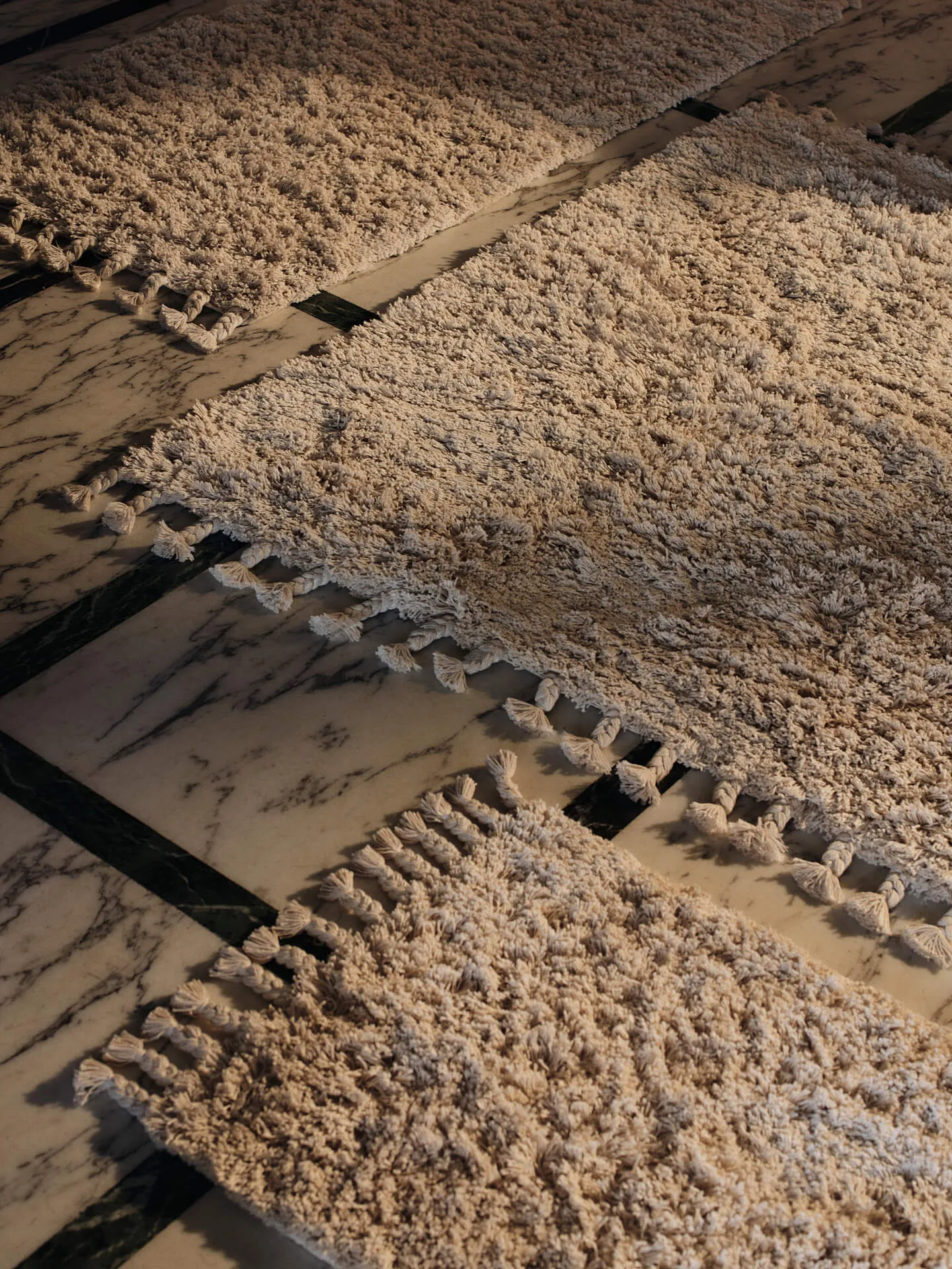 Tappeto long pile Amass 70x140 cm, Off-white Ferm Living