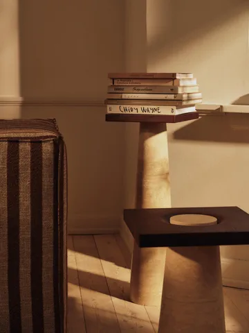 Tavolini laterali Grova - Travertino, 40x40x50 cm - Ferm Living