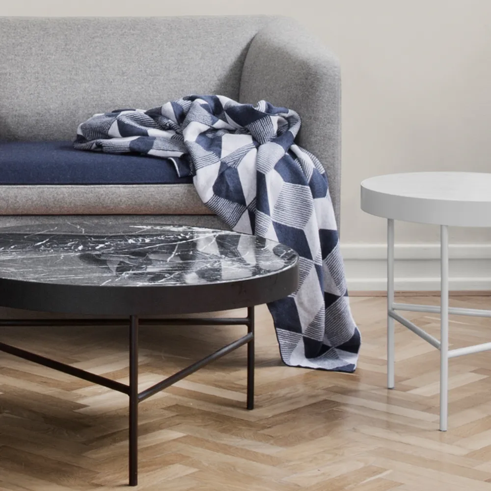 Tavolino da caffè Marble Table, Marmo nero, medio, supporto nero Ferm Living
