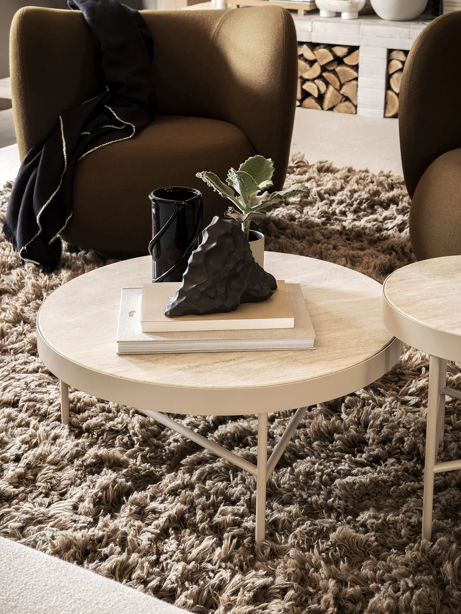 Tavolino da caffè Travertine, Ø 70,5 cm, Cashmere Ferm Living