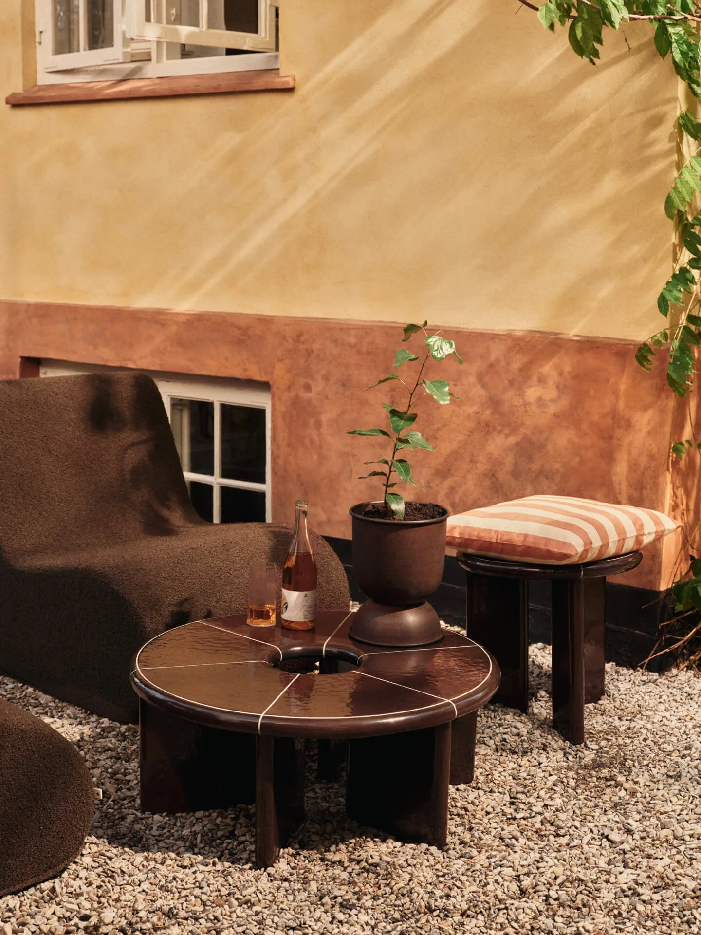 Tavolino Deya Ø47x45 cm, Marrone castagna Ferm Living