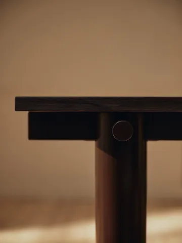 Tavolo da pranzo Atura - Dark chocolate-rovere mordenzato scuro, 90x200 cm - Ferm Living