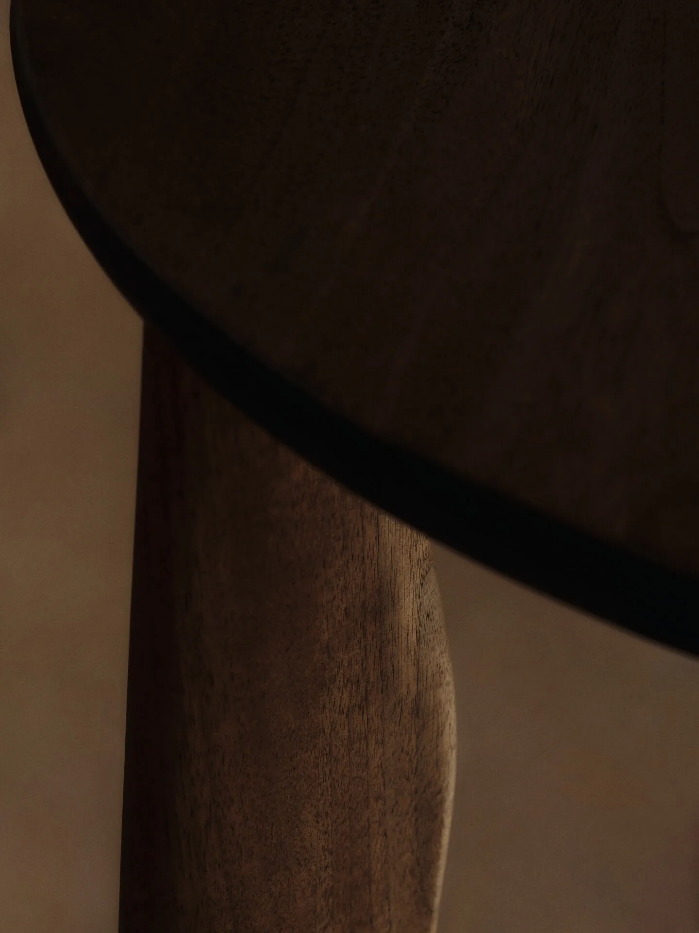 Tavolo Feve 160x86x73 cm, Walnut Ferm Living