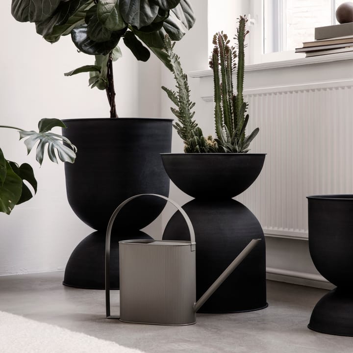 Vaso da fiori Hourglass medio, nero-grigio scuro Ferm Living
