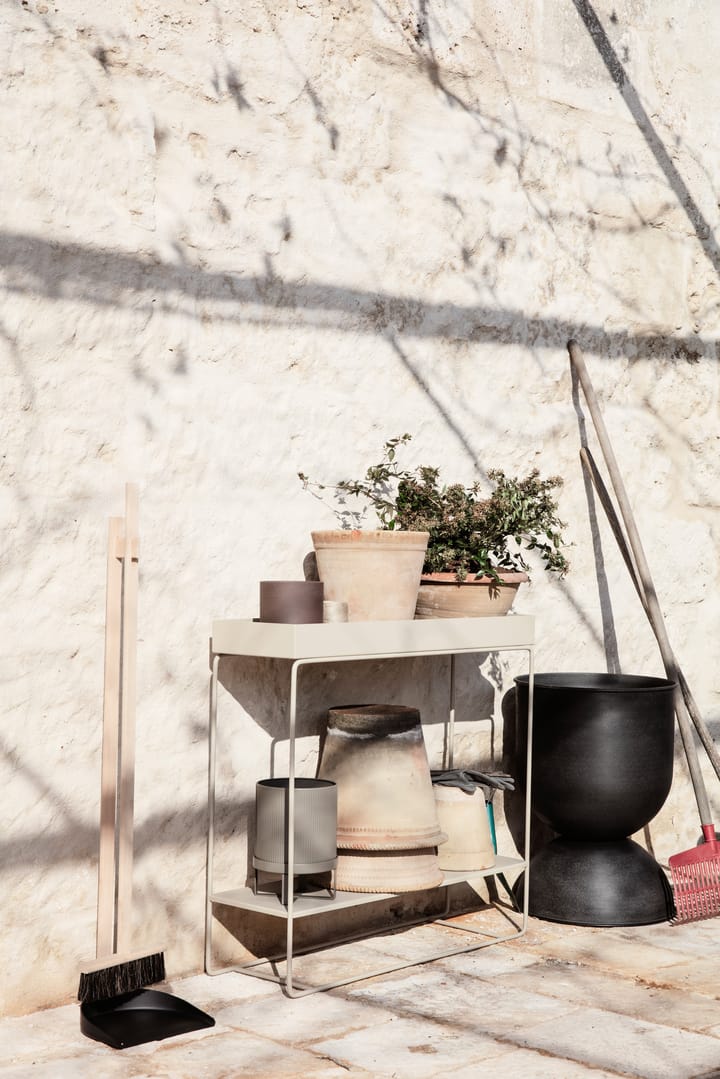 Vaso da fiori Hourglass medio, nero-grigio scuro Ferm Living
