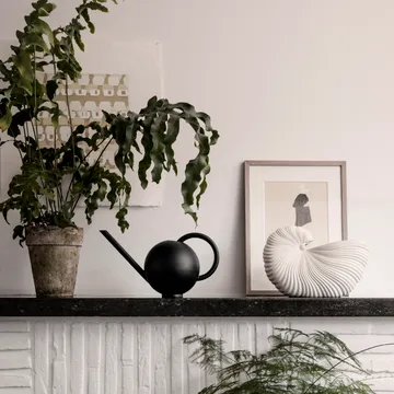 Vaso da fiori Shell - Bianco sporco, 31x15x21 cm - Ferm Living