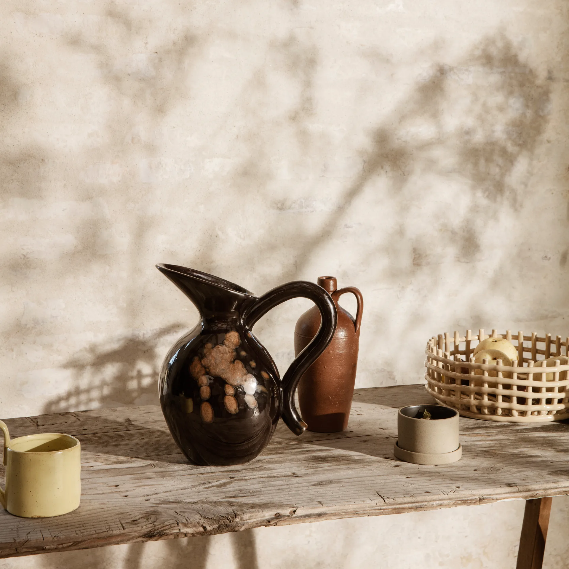 Vaso Verso, nero-marrone Ferm Living