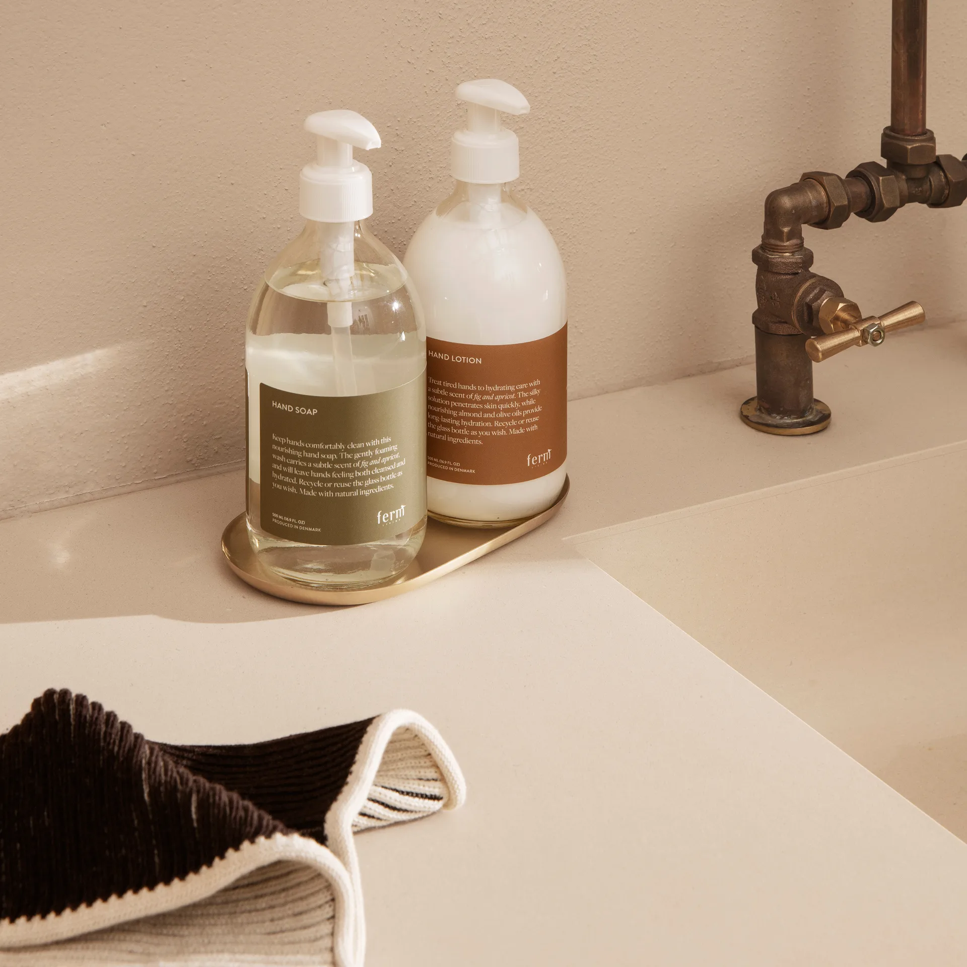 Vassoio Basho 9x18 cm, ottone Ferm Living