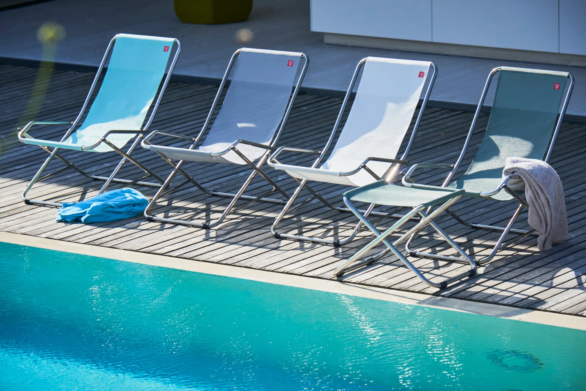 Sedia a sdraio Dondolina, Blu navy Fiam