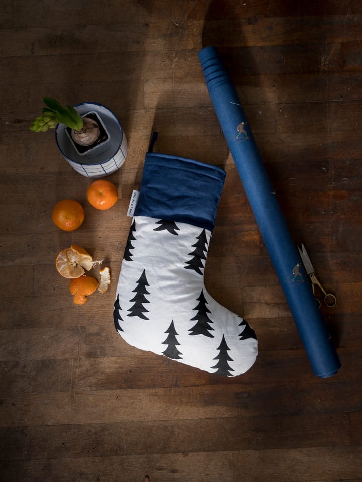 Calza natalizia con abeti, 40 cm - Nero, blu, bianco - Fine Little Day